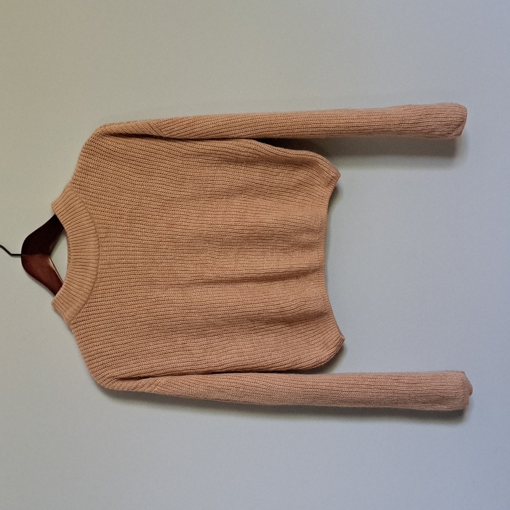 H&M Divided Beige Tan Ribbed Knit Mock Neck Long Sleeved Cropped Sweater Size M